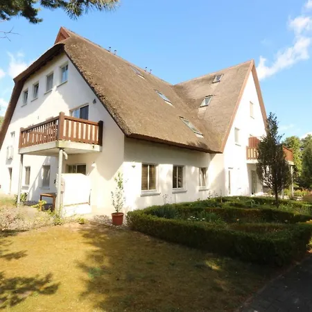 Heinke Im Reetdachhaus Cc