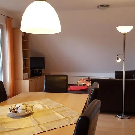 Heinke Im Reetdachhaus Cc