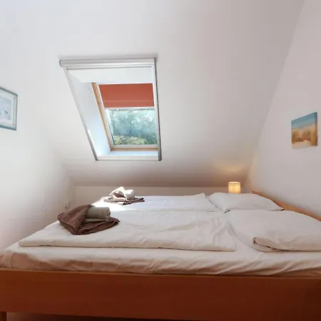 Heinke Im Reetdachhaus Cc